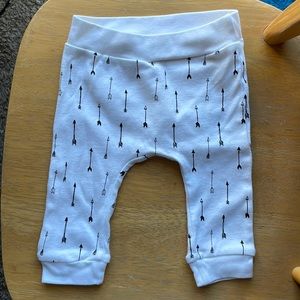 Rae Dunn Baby by Magenta sz 3-6m